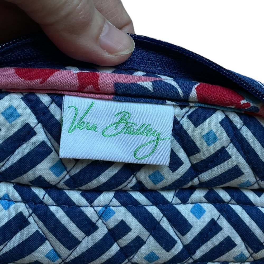 Vera Bradley Quilted Backpack Summer Cottage Retired Print 12 Inch by 10 Inch - Picture 6 of 11